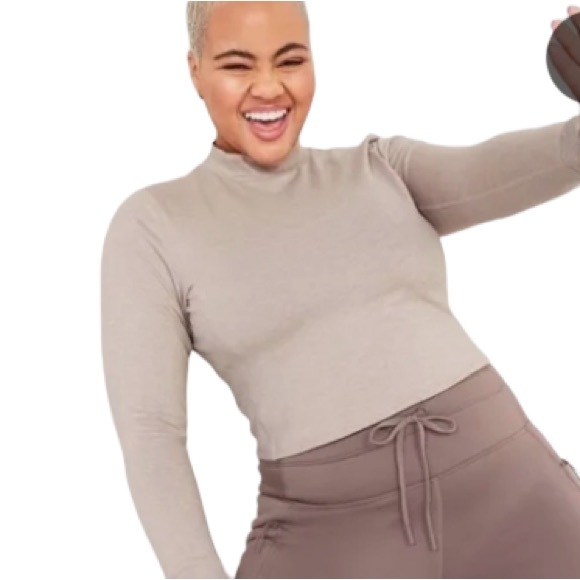 New! Old Navy cropped Cozecore mock neck top Sz 2XL - Picture 1 of 10